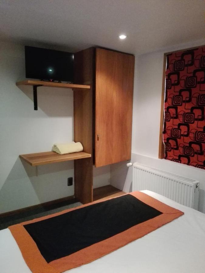 Almer Hostal Punta Arenas Luaran gambar